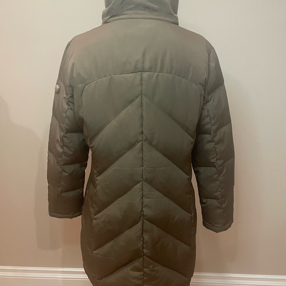 Calvin Klein Winter Jacket - Picture 4 of 6